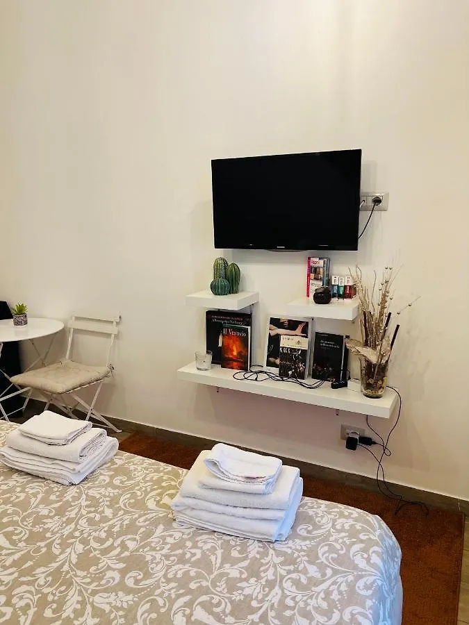 Apartamento Lorenzo'S Art Studio 2 Nápoles Itália